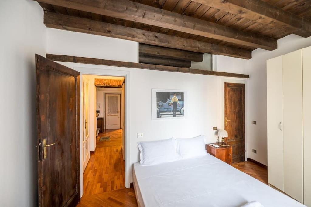 Wonderful Two Floors Apartment Milan Luaran gambar