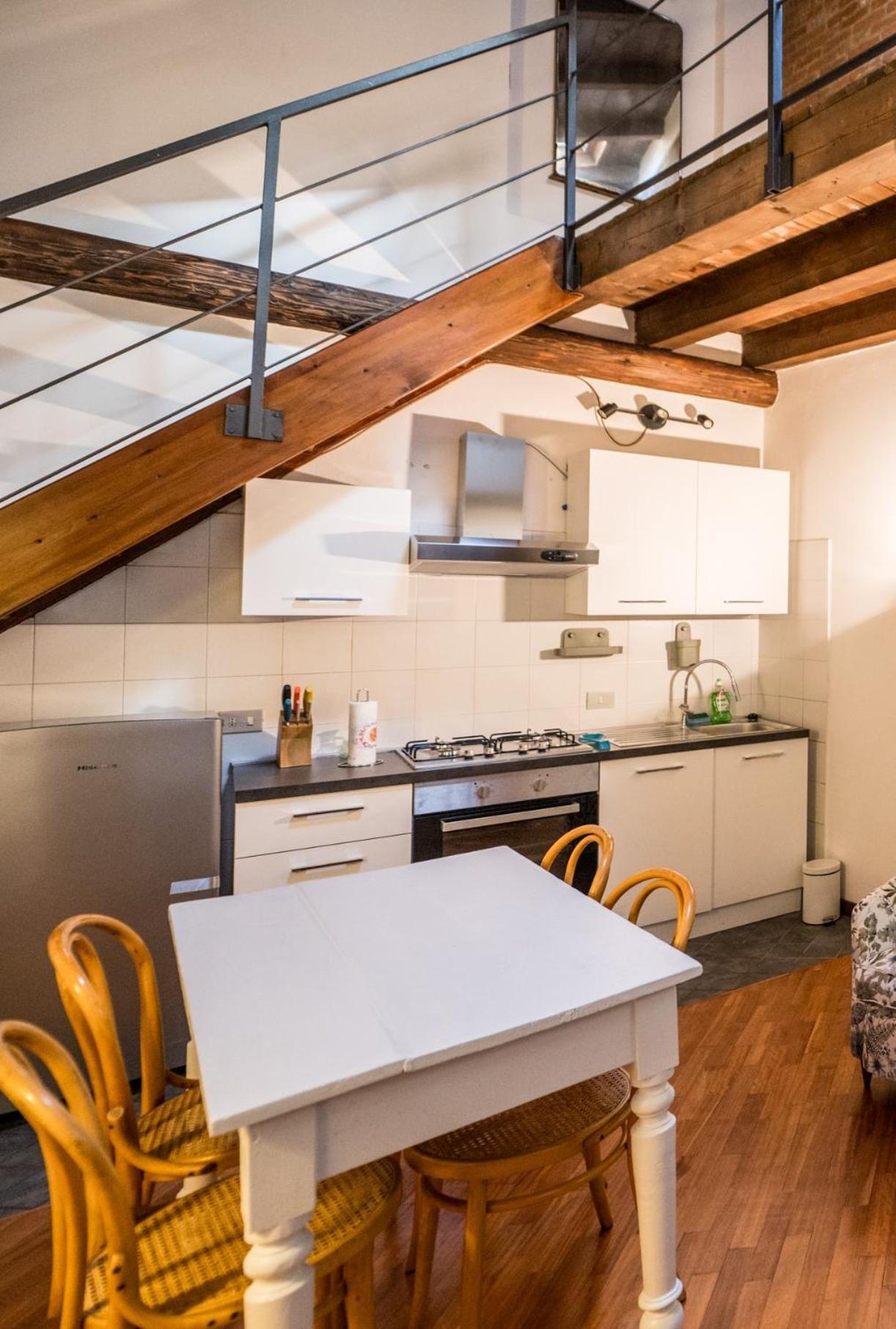 Wonderful Two Floors Apartment Milan Luaran gambar